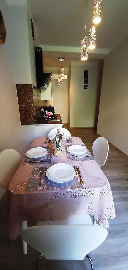 Apartament Orchidea Krasków Διαμέρισμα