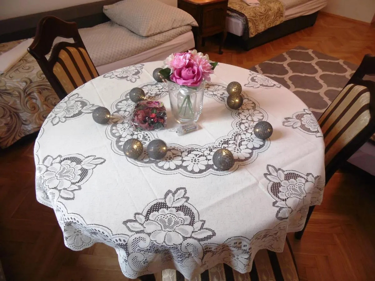Apartament Orchidea Krasków 0*,  Πολωνία